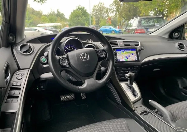 Honda Civic cena 65900 przebieg: 90000, rok produkcji 2017 z Wieliczka małe 67